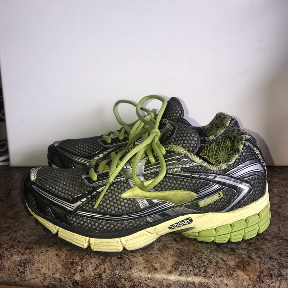 Brooks Revenna 3 Running shoe women’s size 5.5 - Picture 4 of 8